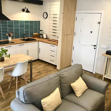 Holiday home Casa Del Concejo Aire Acondicionado Y Jardin *