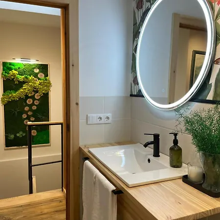 Holiday home Casa Del Concejo Aire Acondicionado Y Jardin *