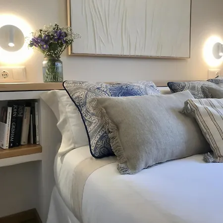 Casa de Férias Casa Del Concejo Escapada Rural Con Chimenea Y Jardín Privado Segóvia