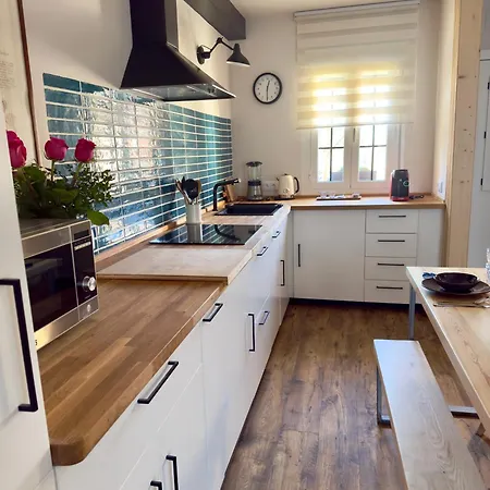 Holiday home Casa Del Concejo Escapada Rural Con Chimenea Y Jardin Privado *