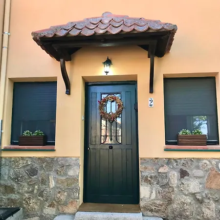 Holiday home Casa Del Concejo Aire Acondicionado Y Jardin *